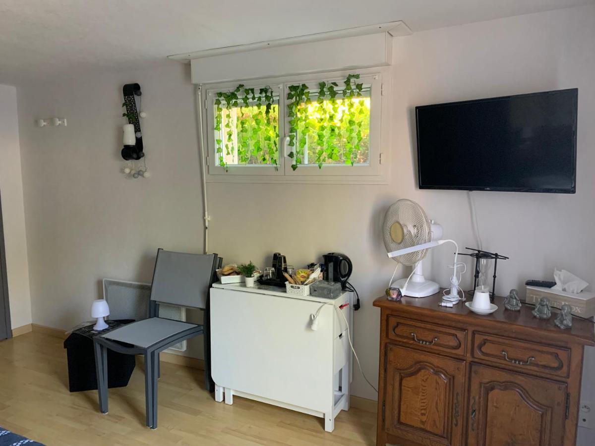 Une Agreable Chambre Independante Rilhac-Rancon Экстерьер фото